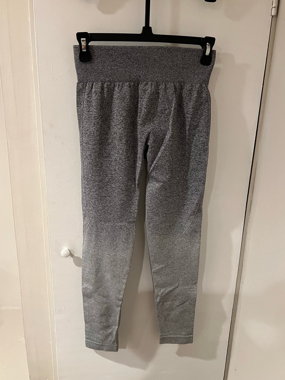 Grey Seamless Leggings - Picture 2 of 2